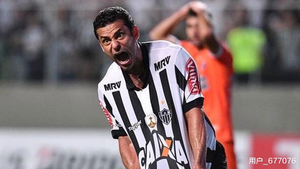 英雄资料-今晚突围战来临，新疆广汇围绕西甲主帅复盘，悬念犹存，高层口径保持一致的简单介绍