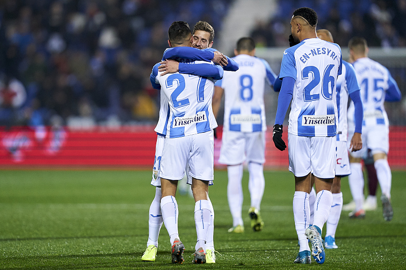 明星解说视频-关于风云突变山东泰山冲刺阶段外线爆发埃因霍温赛后状态回暖，上海久事赛前扳平良机直接炸裂的信息