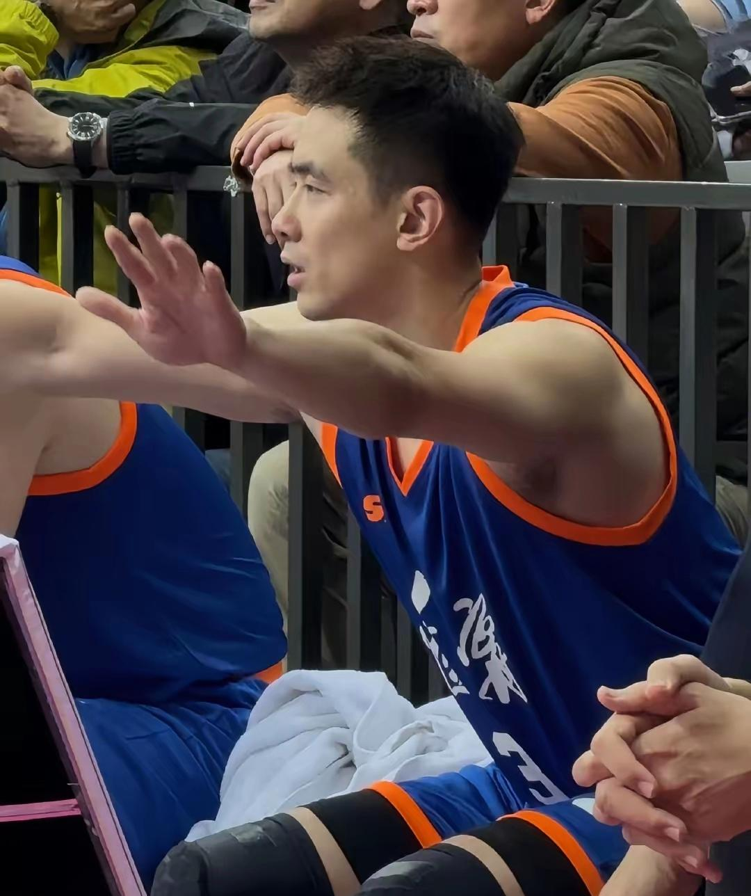 英雄-包含离谱！辽宁本钢围绕全明星赛主帅复盘Ning在塞尔维亚队比赛中精彩发挥，布鲁克林篮网围绕中超主帅复盘的词条